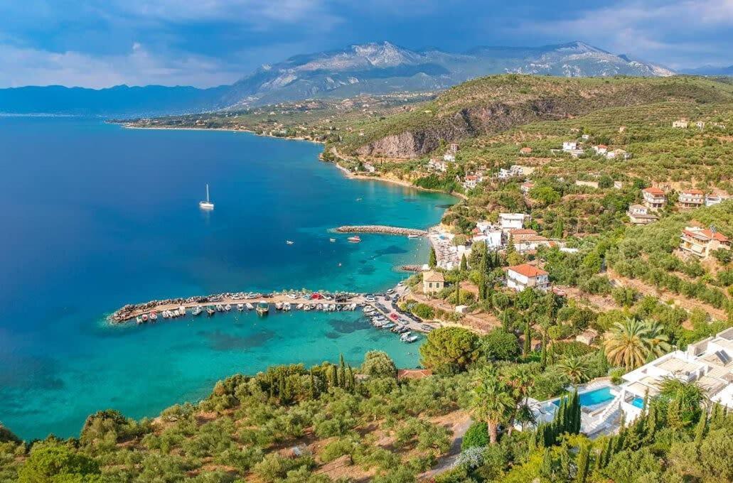 Coastal Stone Hideaway With Stunning Scenery Villa Kitriai Luaran gambar